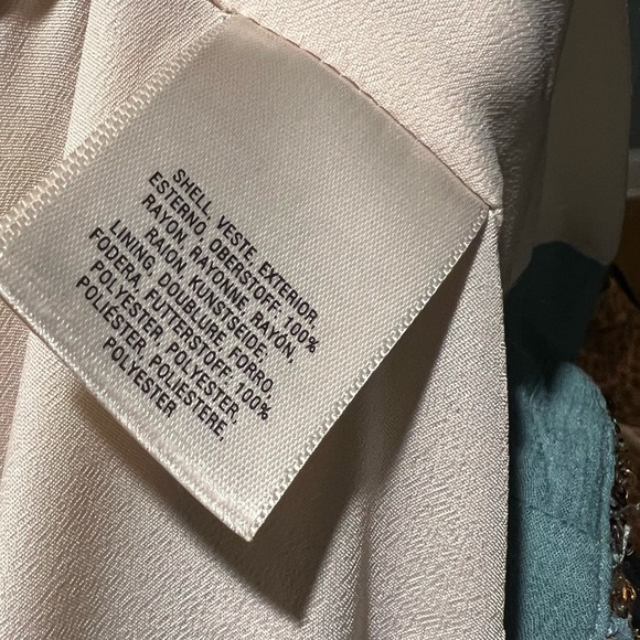 💛All that glitters …is gold … Anthro gold sequin kimono. Sz.MLNWT 🎄HolidayReady! - Picture 12 of 16